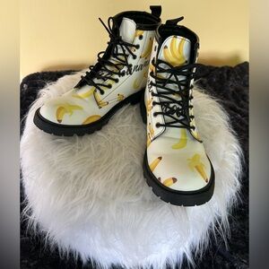 Unisex Banana Combat Boots Size M 8.5 W 9.5